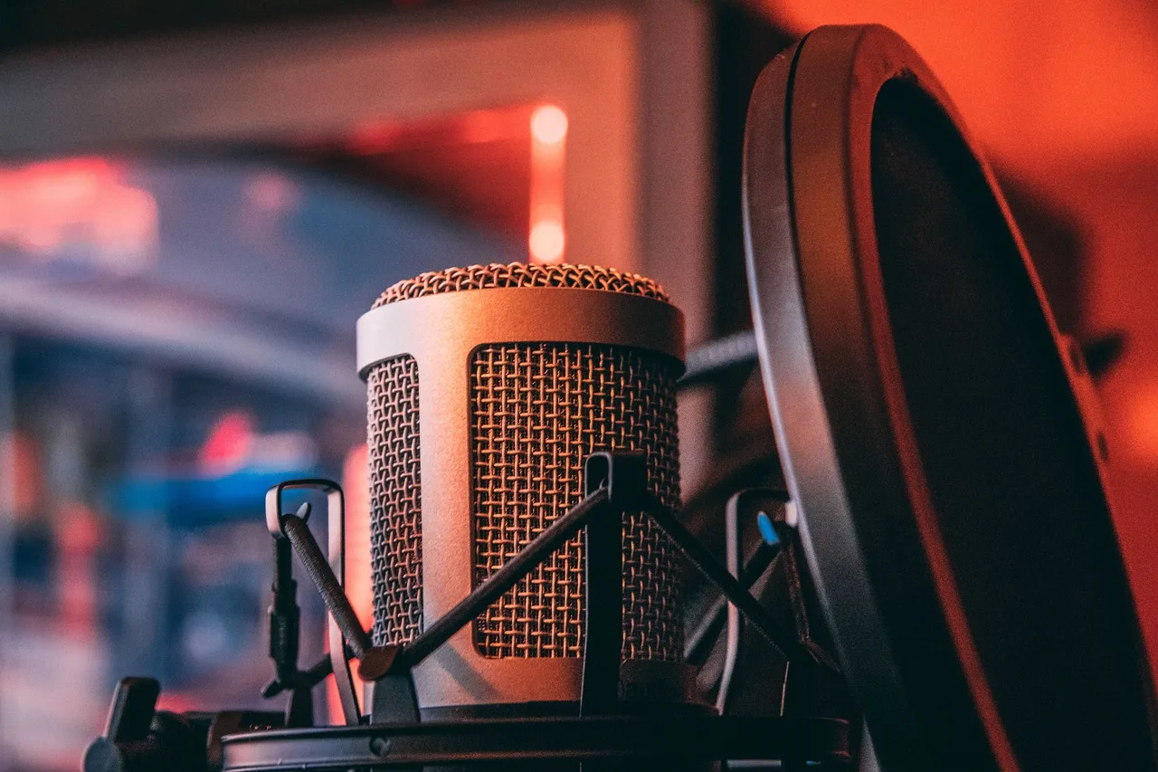 Temsili görsel: Gupse Özay müzik dünyasına adım atıyor