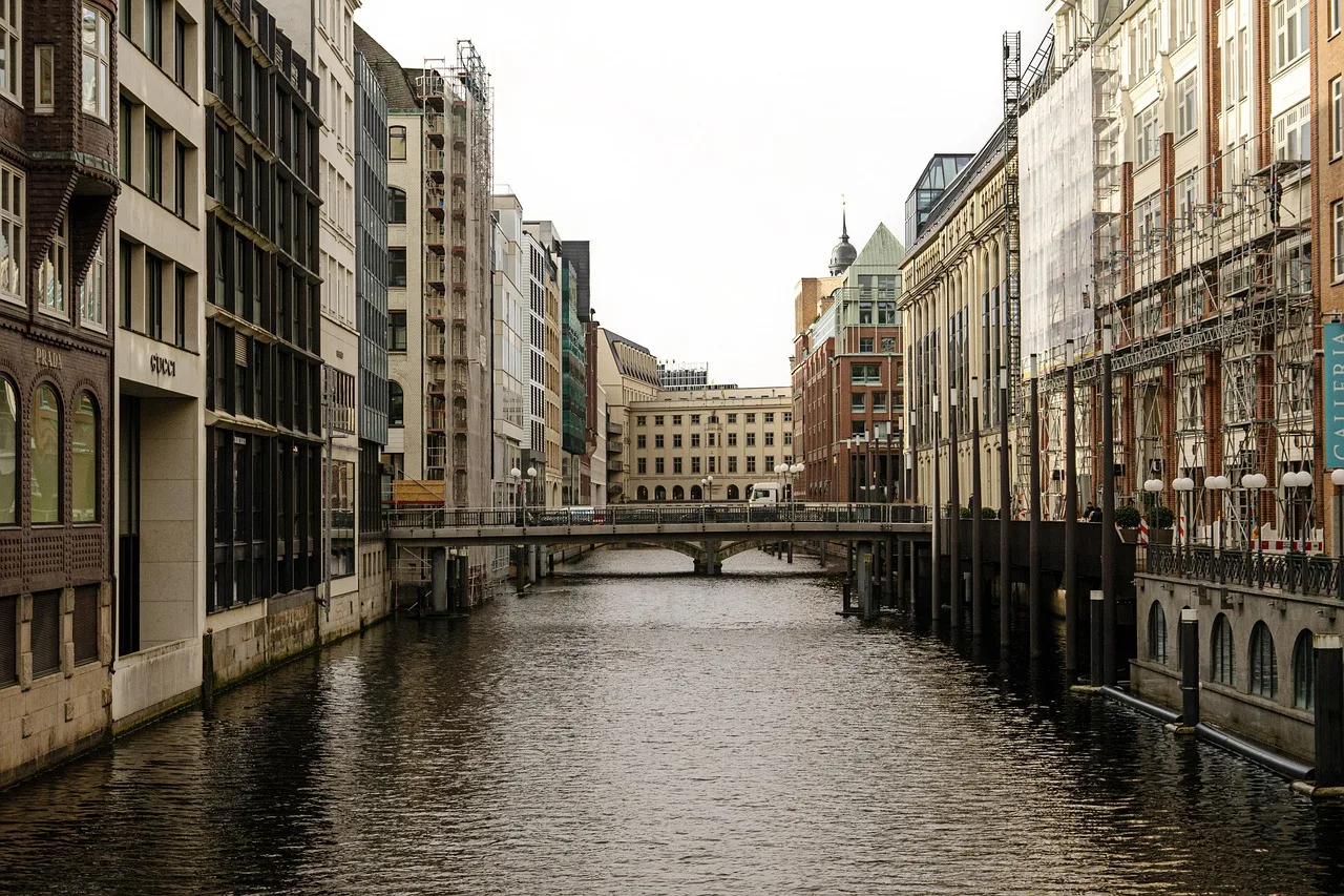Temsili görsel: Avrupa'da Alternatif Kanal Şehirleri: Venedik ve Amsterdam'a Yeni Rotalar
