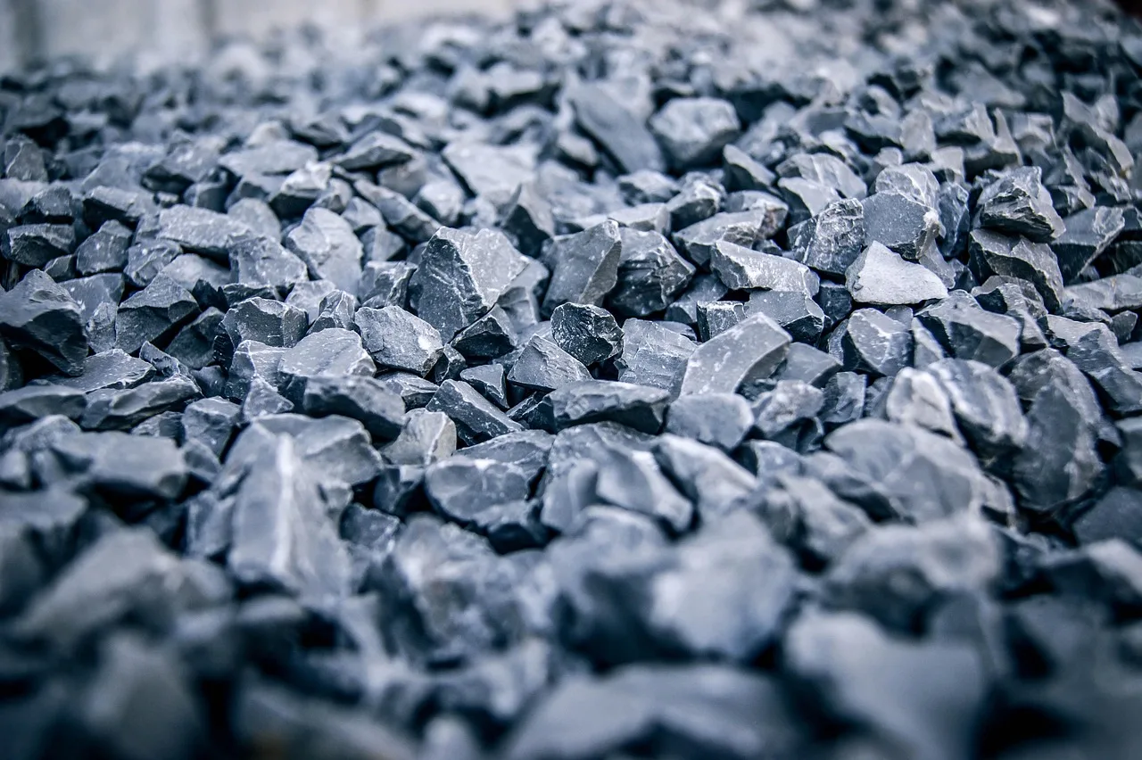 Temsili görsel: Ordu'da ilçeler arası ulaşımı rahatlatacak beton yol çalışması