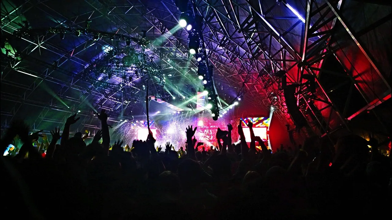 Temsili görsel: Sunny Hill Festivali 2026’da Manifest ve Dünya Yıldızları Sahne Alacak