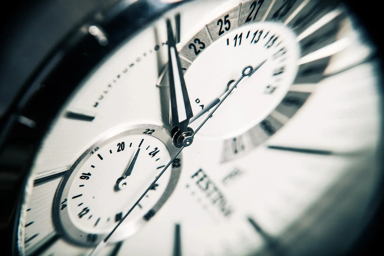 Temsili görsel: Apple Watch serisinde tasarım değişikliği ve ekransız model arayışı