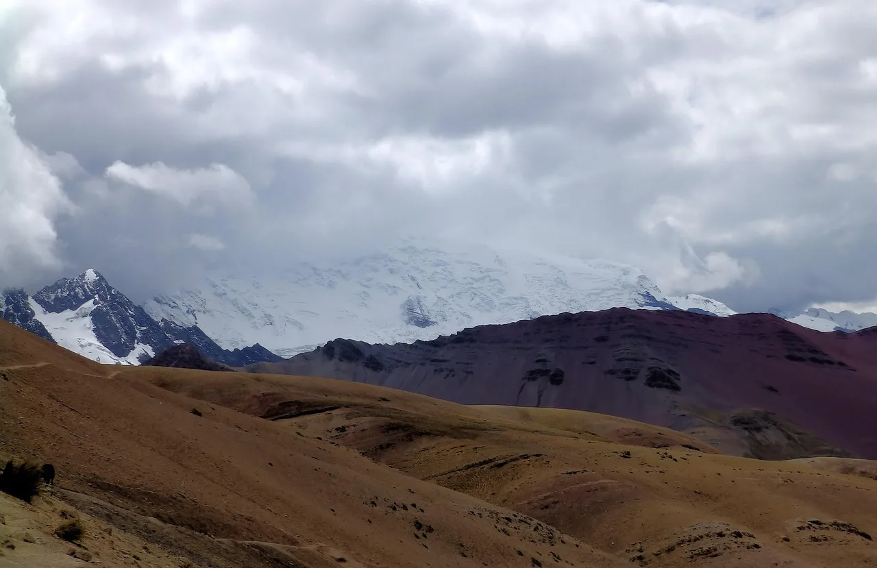 Temsili görsel: Artvin-Şavşat yolunda heyelan ulaşımı durdurdu