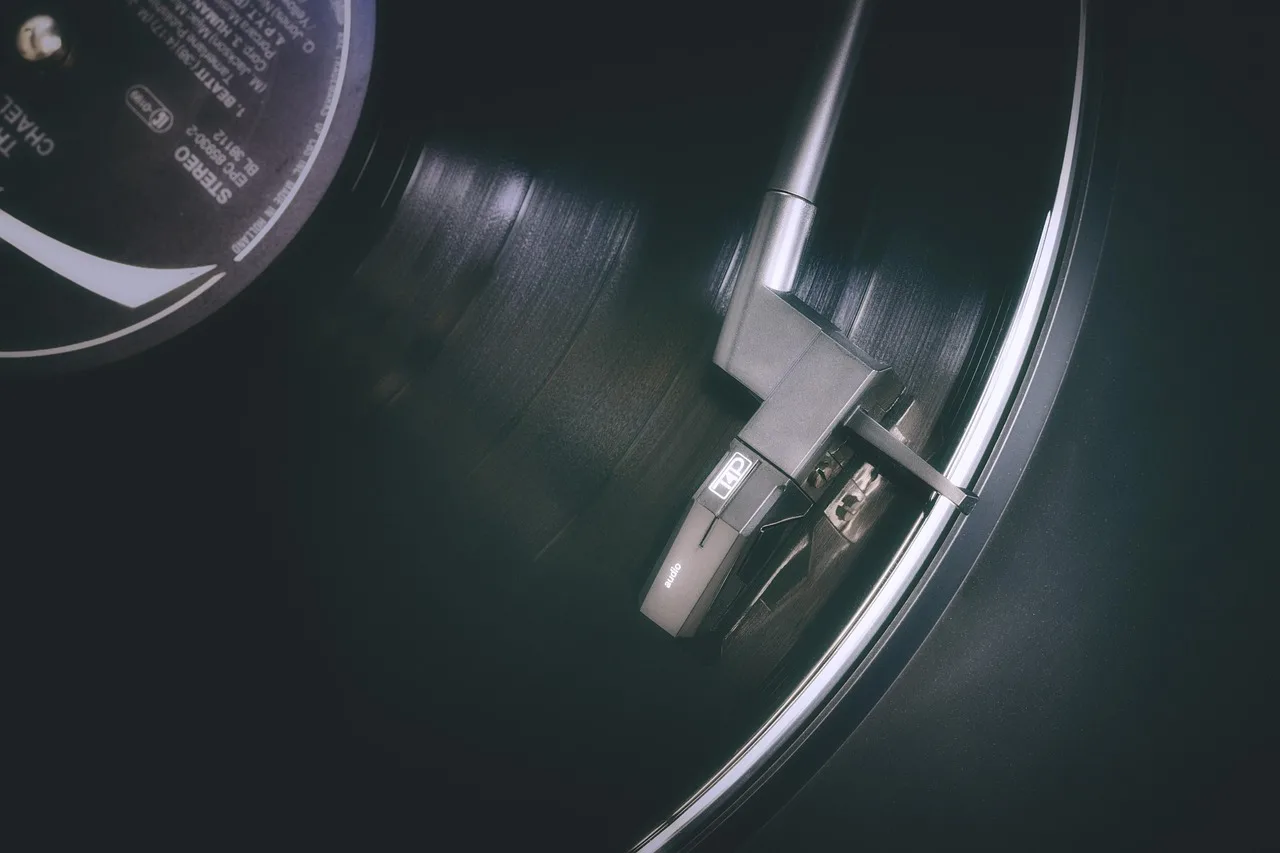 Temsili görsel: Müzik dünyasında plak tutkusu: Yeni 45'likler raflarda